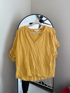 Umgee Mustard Yellow V-Neck Ruffle Sleeve Top